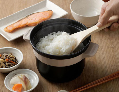 ご飯も炊ける電子レンジでらくらく調理ポット