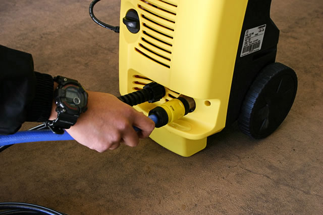 ケルヒャー高圧洗浄機を使おう｜ホームセンター｜HowTo情報