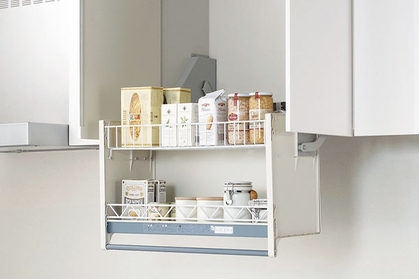 �X�C���O�_�E���E�H�[��