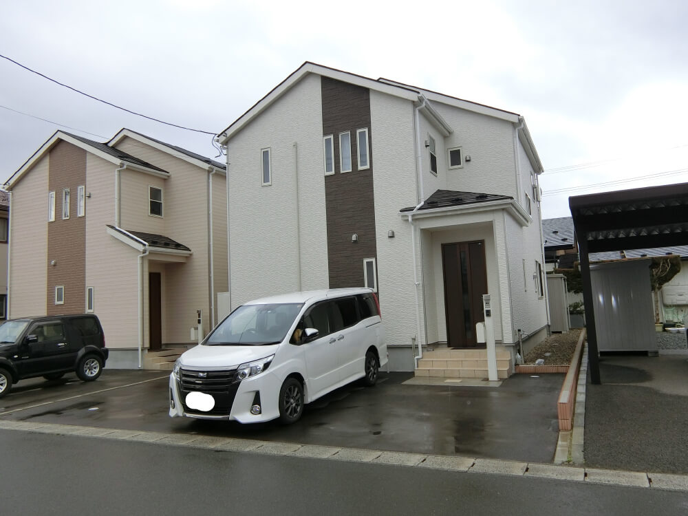 カーポート before