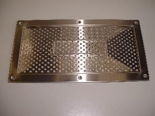 ステン軒天換気孔HL 150×300