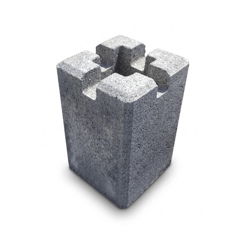 ２×４　束石Ｌ　高さ３０ｃｍ