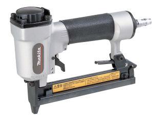 マキタ　高圧エアタッカ Amazon | マキタ(Makita) 高圧ピンタッカ エアダスタ付 50mm