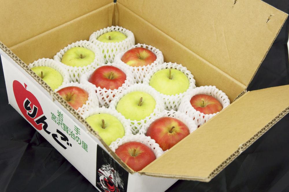 岩手県花巻市石鳥谷産 サンふじりんご＆王林 約3kg 贈答用