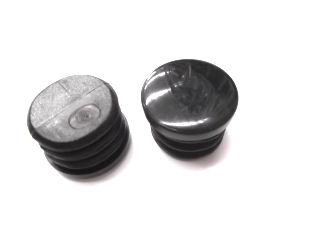 丸パイプ用キャップ　１５ｍｍ　黒　２個入
