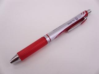 ぺんてる　エナージェルボールペン　０．５　赤