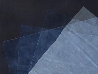 側ビニール無滴透明　０．１ｍｍ厚　幅１５０ｃｍ　カット仕上げ