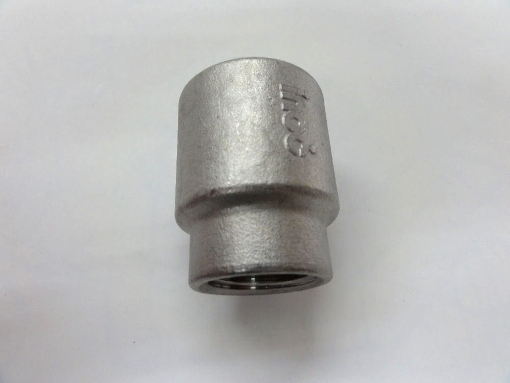 ステンレス継手異径ソケット１５Ａ×１０Ａ