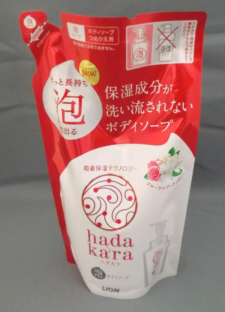 ライオン　ハダカラ（ｈａｄａｋａｒａ）　泡で出てくるボディソープ　フローラルブーケの香り　詰替用　４４０ｍＬ