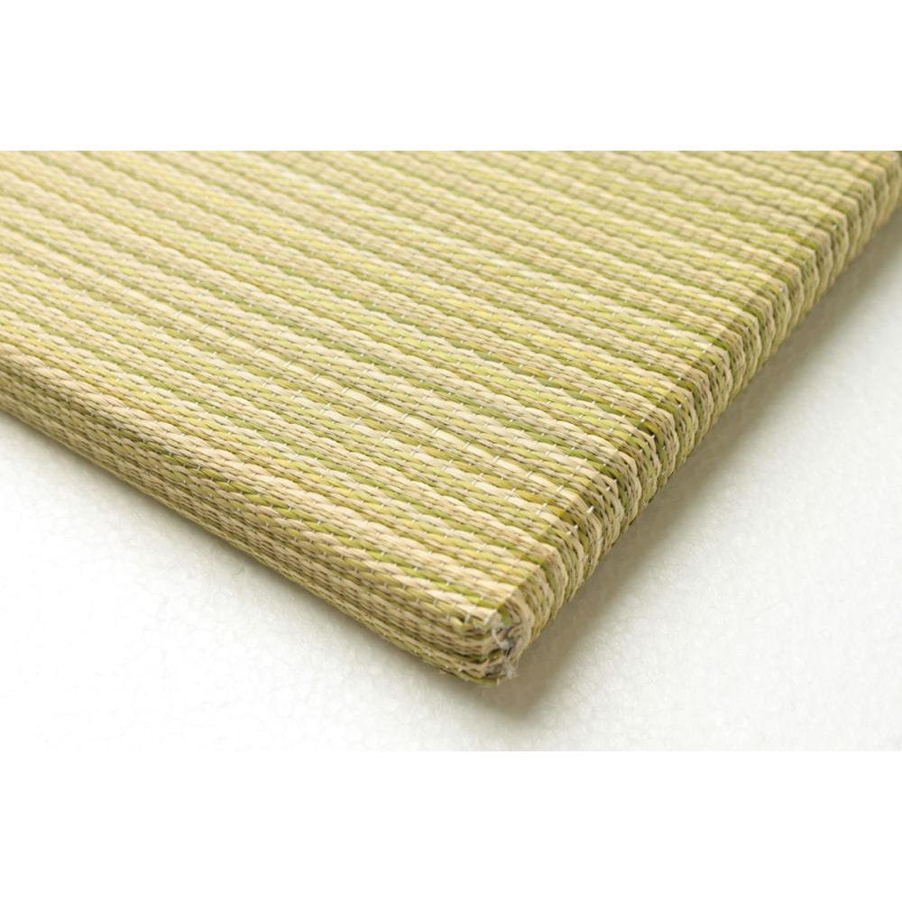 萩原　置き畳　かがやき　グリーン　半畳８２×８２ｃｍ　厚み２５ｍｍ