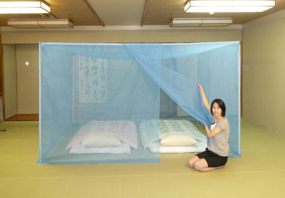 洗える蚊帳　ナイロン製　自立スタンド式ブルー　１２０×２３０×１９０ｃｍ
