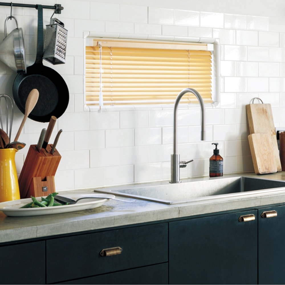 オーダーアルミブラインドベネアル２５浴窓テンション幅３６～８０高１８１～１９０