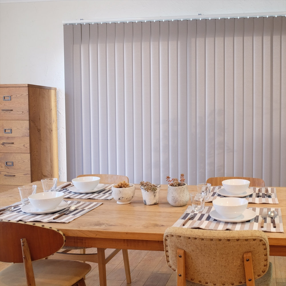 オーダーバーチカルブラインドデュアル１００　コルトシークル幅３２１～３６０高１８１～２２０