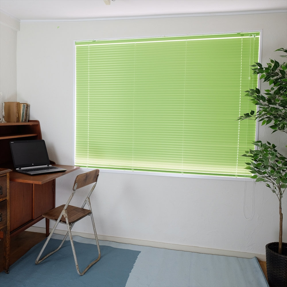 オーダーアルミブラインド　ニューレゾン遮熱　幅１４１～１８０高１４１～１８０