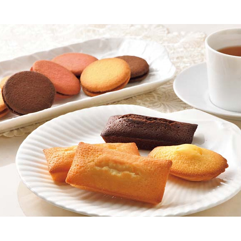 【２５年お歳暮】「神戸北野ホテル」焼菓子アソートギフト　ＫＹＡ－１２【注文期限１２月１４日】