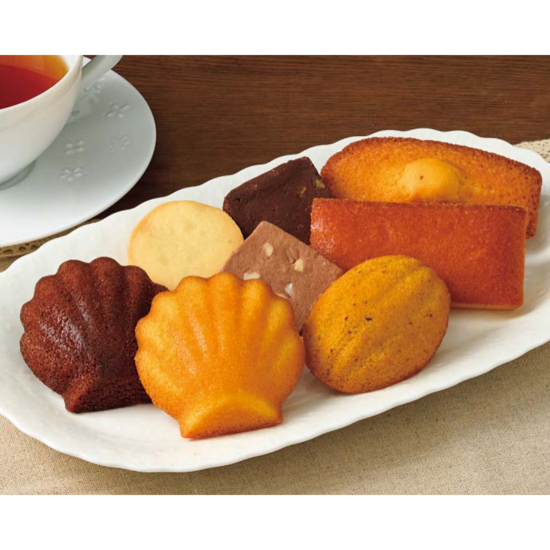 【２５年お歳暮】「銀座コージーコーナー」ギフトアソート　ＧＡ２５Ｗ【注文期限１２月１４日】