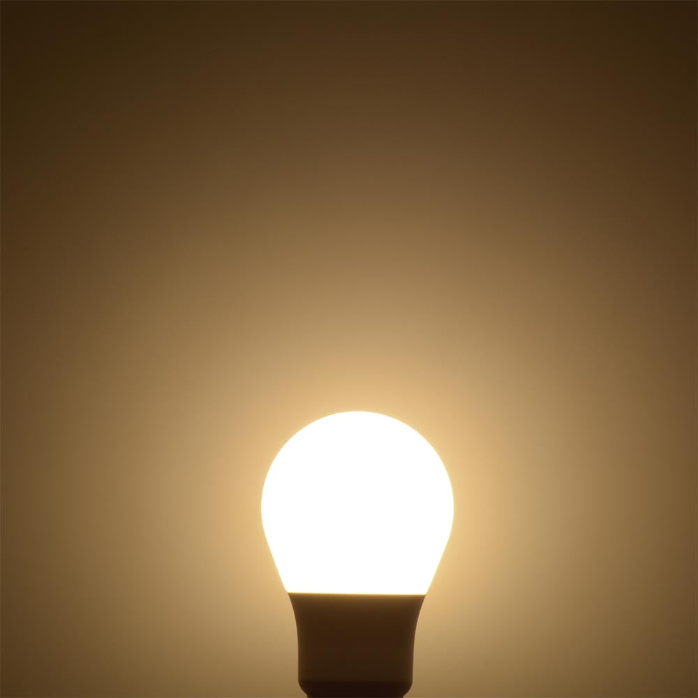 Ｊｅｎｉｘ（ジェニックス）　ＬＥＤ電球　６０形相当　Ｅ２６　電球色　２個入り