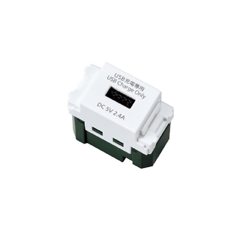 パナソニック　アドバンス　埋込充電用ＵＳＢコンセント　１ポート　２．４Ａ　セラミックホワイト　ＷＮ１４８５ＣＷ