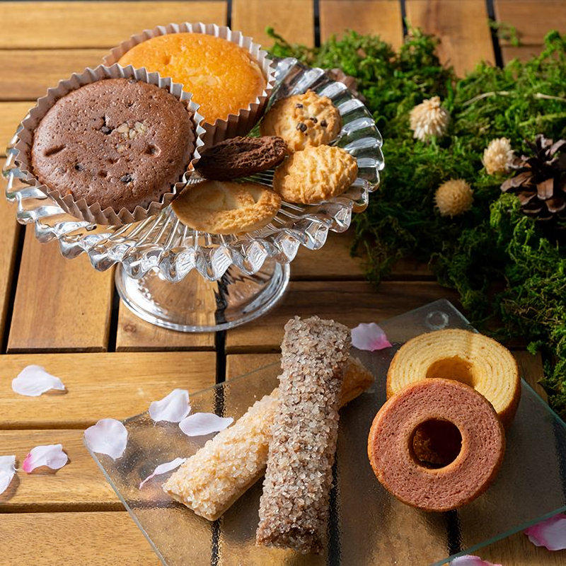 森の庭　焼き菓子アソート　恵み　２１個入り【２６－２７】